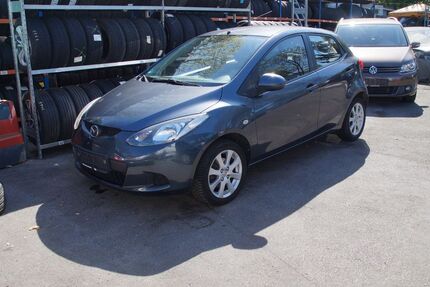 Mazda 2 208.000 km 999 &euro; Bochum 44793