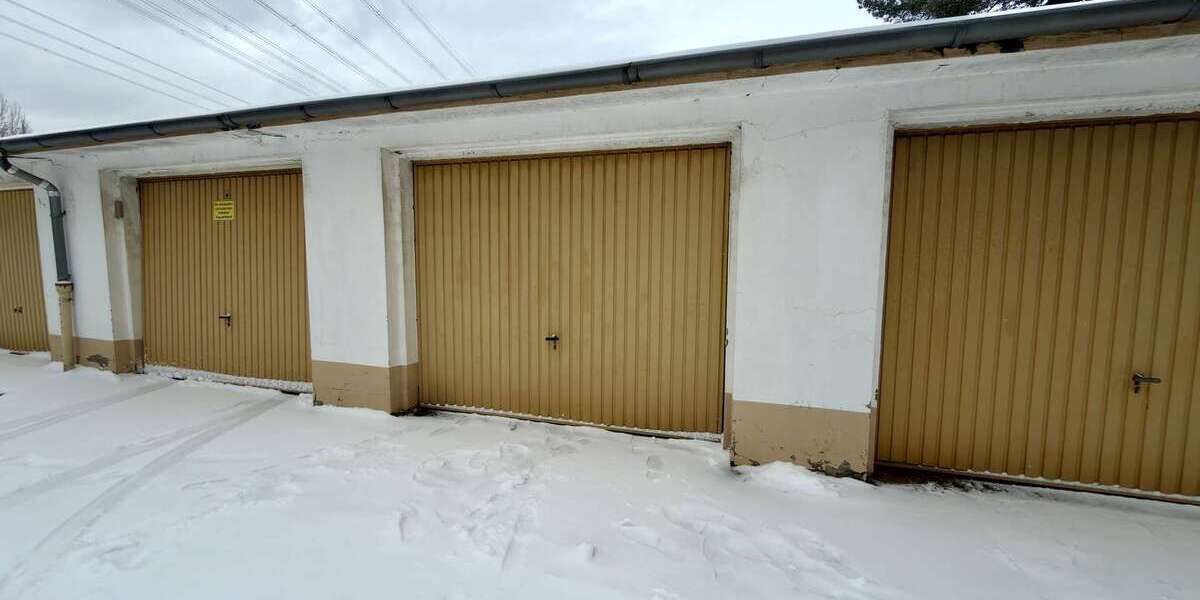 Attraktiv geschnittene 3,5-Zimmer-Wohnung mit Garage und zusätzlichem Stauraum - Erdgeschoßwohnung Essen Stadtbezirk III | Angebot:26312227