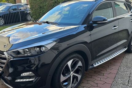 Hyundai TUCSON 49.000 km 18.900 &euro; Duisburg 47249