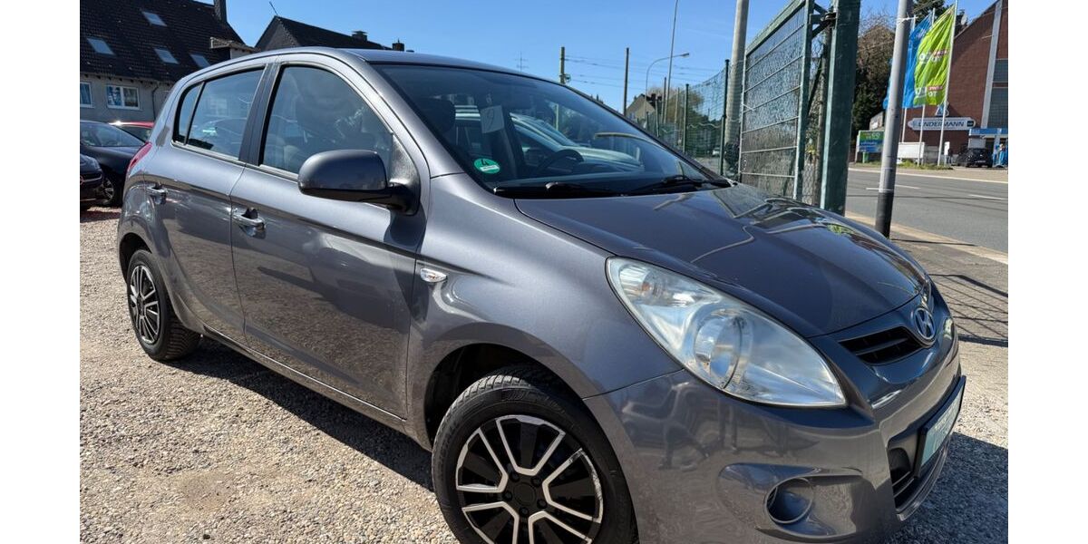 Hyundai i20 130.000 km 3.500 &euro; Essen 45355