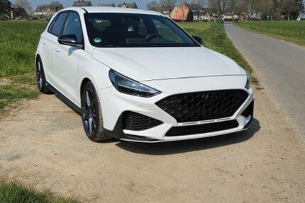Hyundai i30 19.500 km 22.999 &euro; Marl 45772