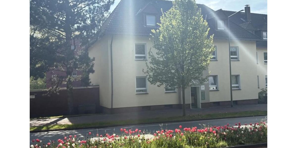 Dachgeschoßwohnung Duisburg Hamborn - 2.5 Zimmer, 54 m&sup2;, 450&euro; | Angebot:26020339