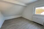 Dachgeschoßwohnung Essen Stadtbezirk VI - 2 Zimmer, 40 m&sup2;, 475&euro; | Angebot:26275189