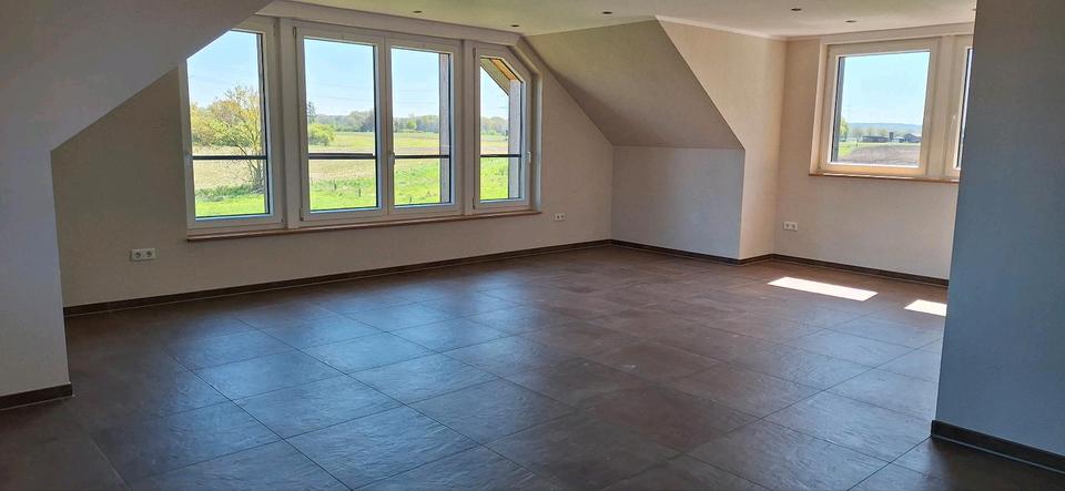 Etagenwohnung Borken - 4 Zimmer, 140 m&sup2;, 1.400&euro; | Angebot:26284324