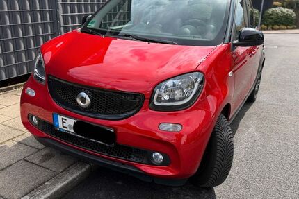 Smart ForFour 19.870 km 8.950 &euro; Essen 45259