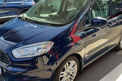 Ford Tourneo Courier 183.400 km 5.880 &euro; Essen 45326