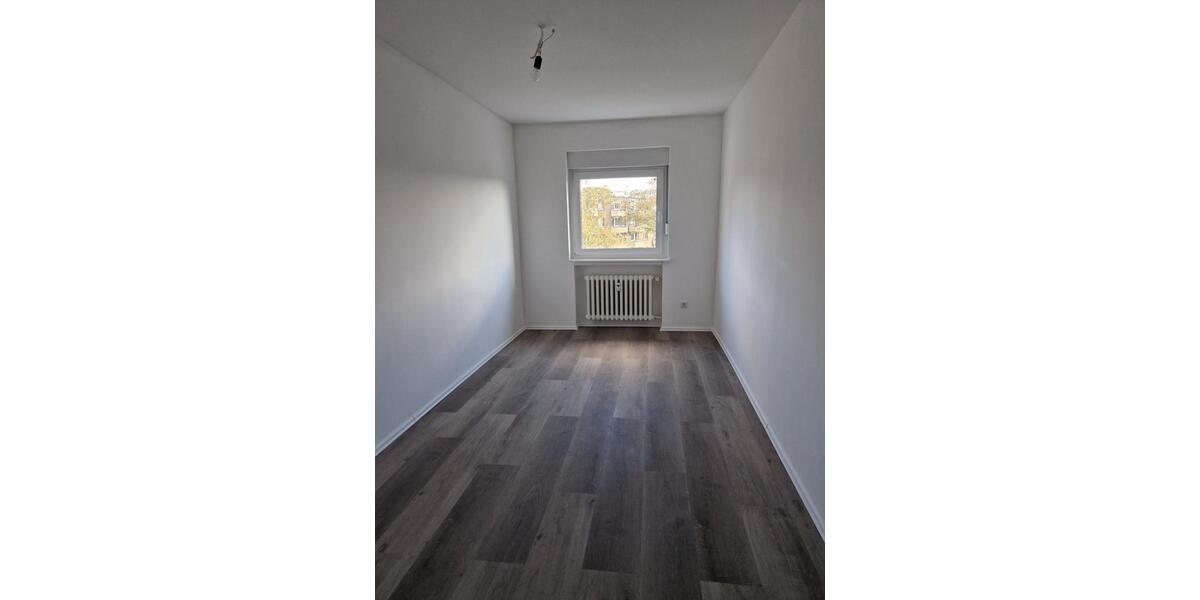 Etagenwohnung Wesel Fusternberg - 3 Zimmer, 90 m&sup2;, 855&euro; | Angebot:25539410
