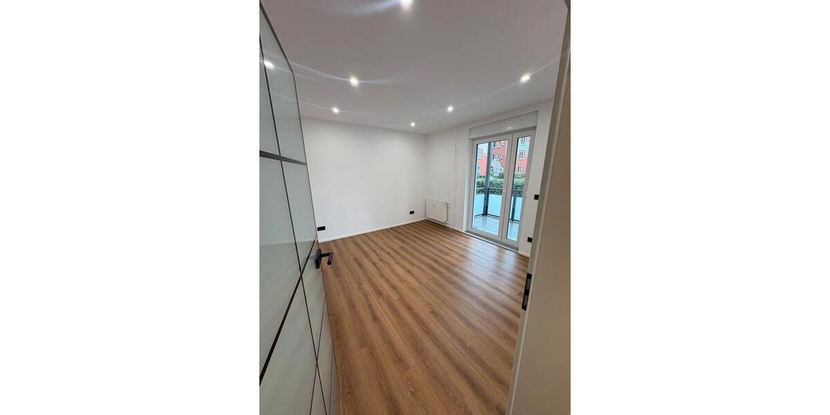Erdgeschoßwohnung Duisburg Duisburg-Mitte - 2 Zimmer, 50 m&sup2;, 175.000&euro; | Angebot:27259149