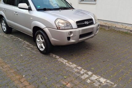 Hyundai TUCSON 142.000 km 2.600 &euro; Gladbeck 45966