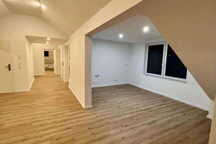 Wohnung Mülheim Altstadt II - 4 Zimmer, 108 m&sup2;, 290.000&euro; | Angebot:25382994