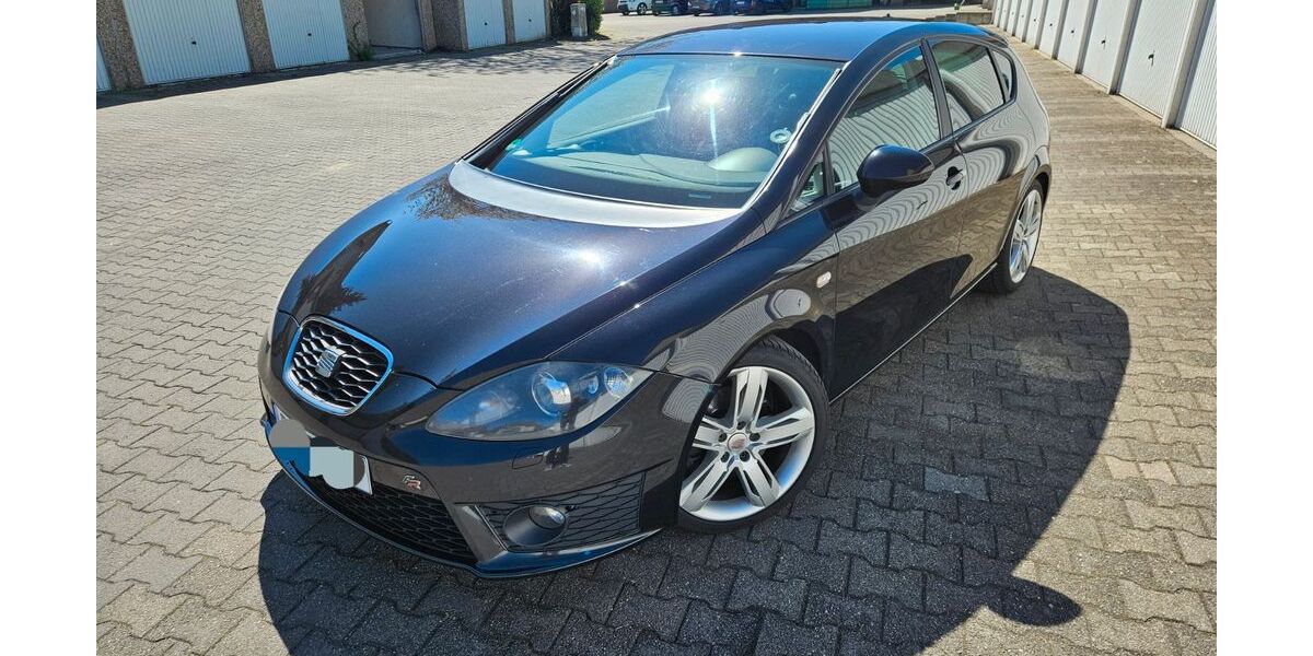 Seat Leon 237.830 km 5.999 &euro; Bochum 44867