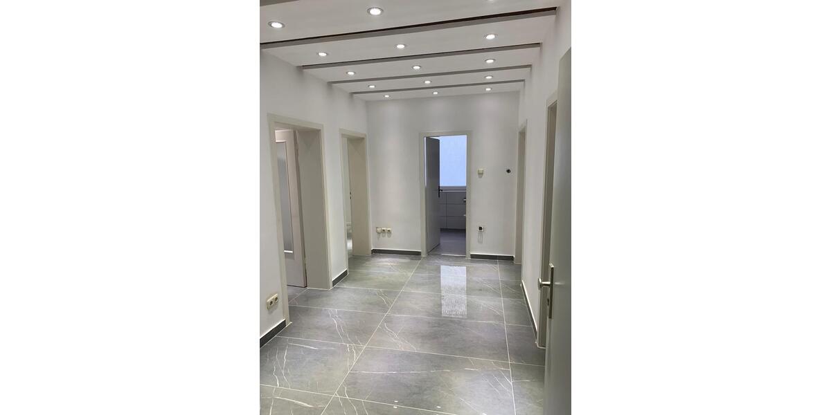 Etagenwohnung Essen Stadtkern - 3.5 Zimmer, 79 m&sup2;, 740&euro; | Angebot:26271508