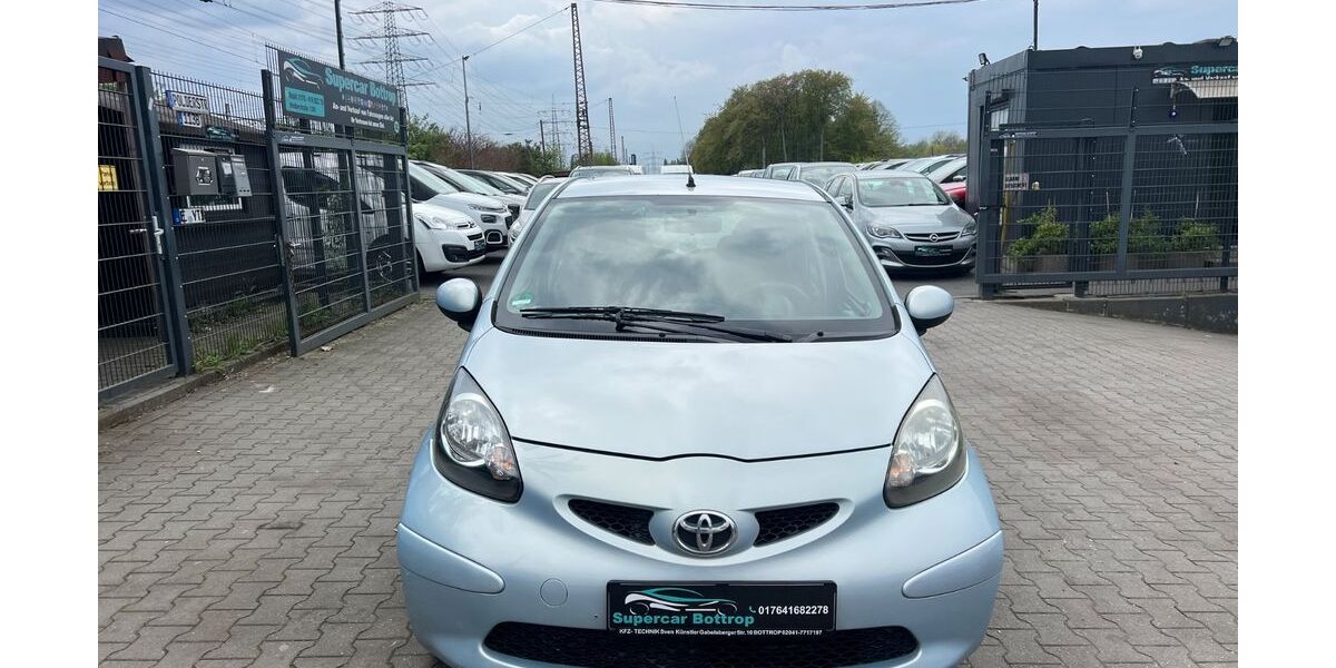 Toyota Aygo (X) 135.000 km 3.500 &euro; Bottrop 46238