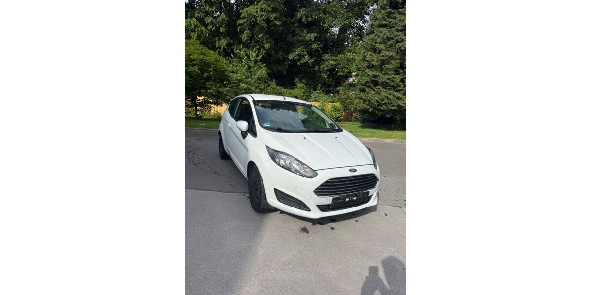 Ford Fiesta 124.300 km 4.990 &euro; Bochum 44894