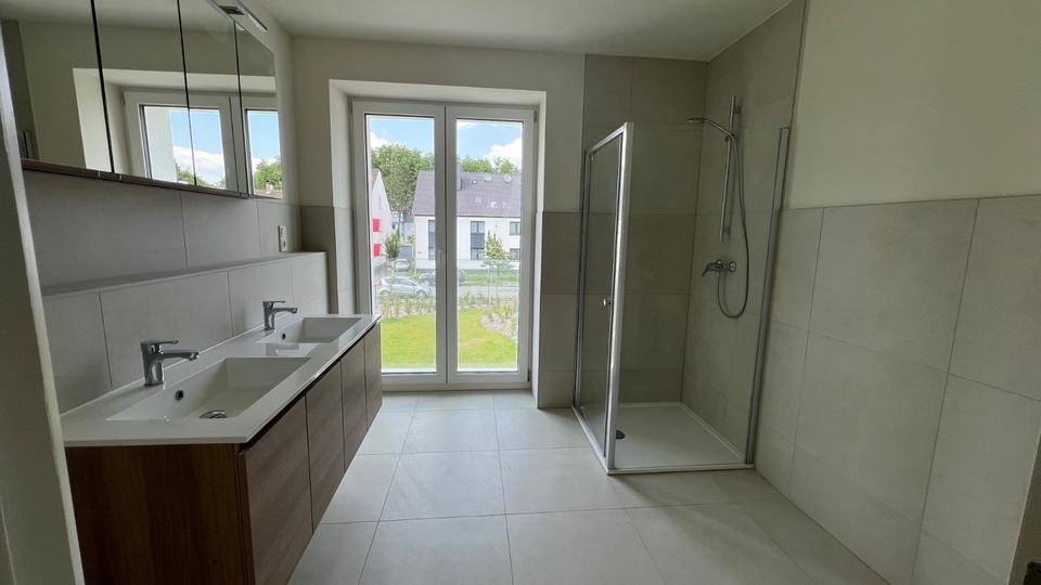 Etagenwohnung Duisburg Hamborn - 2 Zimmer, 68 m&sup2;, 990&euro; | Angebot:26295370