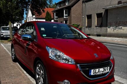 Peugeot 208 56.000 km 8.400 &euro; Recklinghausen 45663