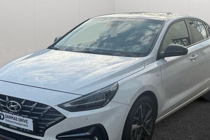 Hyundai i30 15.799 km 20.490 &euro; Dinslaken 46535