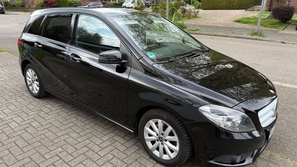 Mercedes-Benz B 200 141.434 km 12.800 &euro; Recklinghausen 45661