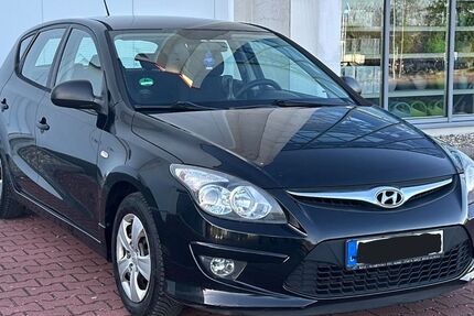 Hyundai i30 203.000 km 1.550 &euro; Bochum 44801