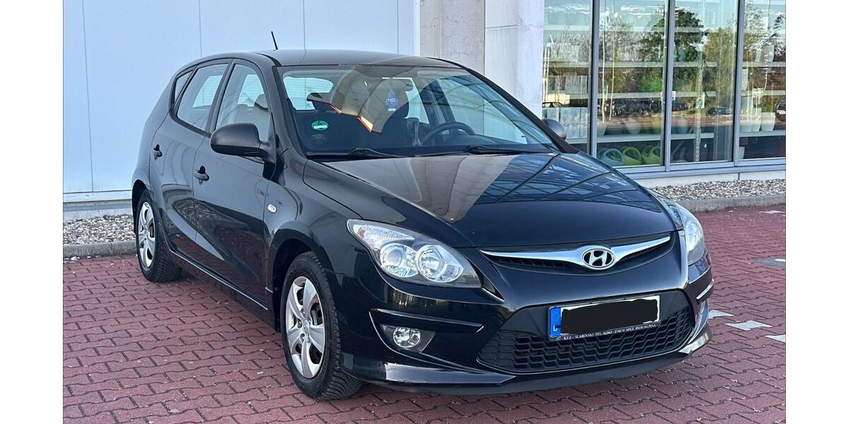 Hyundai i30 203.000 km 1.550 &euro; Bochum 44801