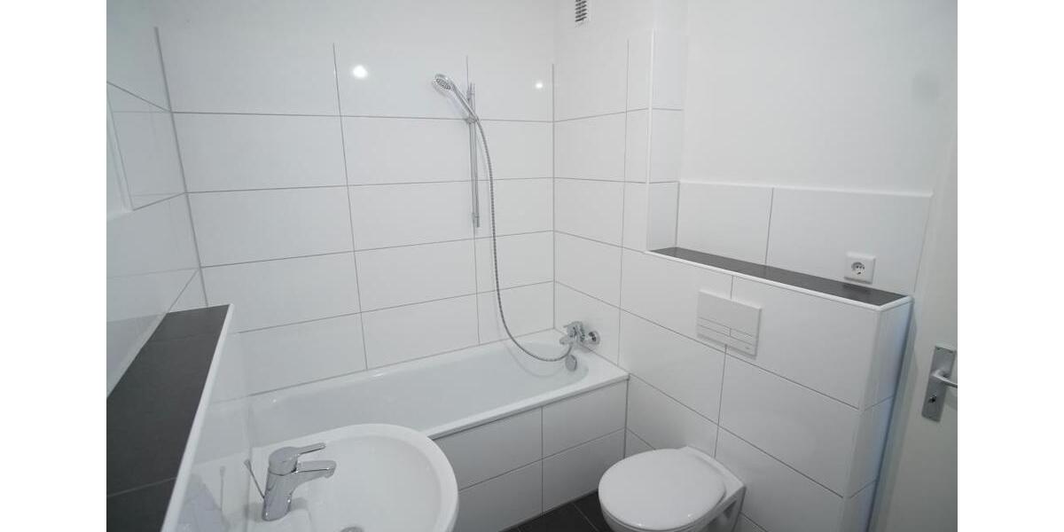 Etagenwohnung Essen Stadtbezirk VI - 3 Zimmer, 81 m&sup2;, 699&euro; | Angebot:25373770