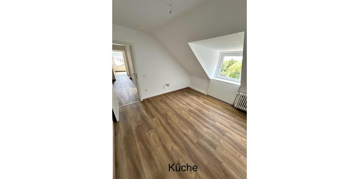Dachgeschoßwohnung Gelsenkirchen Gelsenkirchen-Nord - 3 Zimmer, 61 m&sup2;, 730&euro; | Angebot:26276793