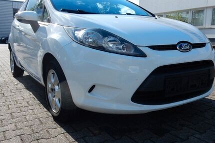 Ford Fiesta 253.123 km 2.300 &euro; Oberhausen 46047