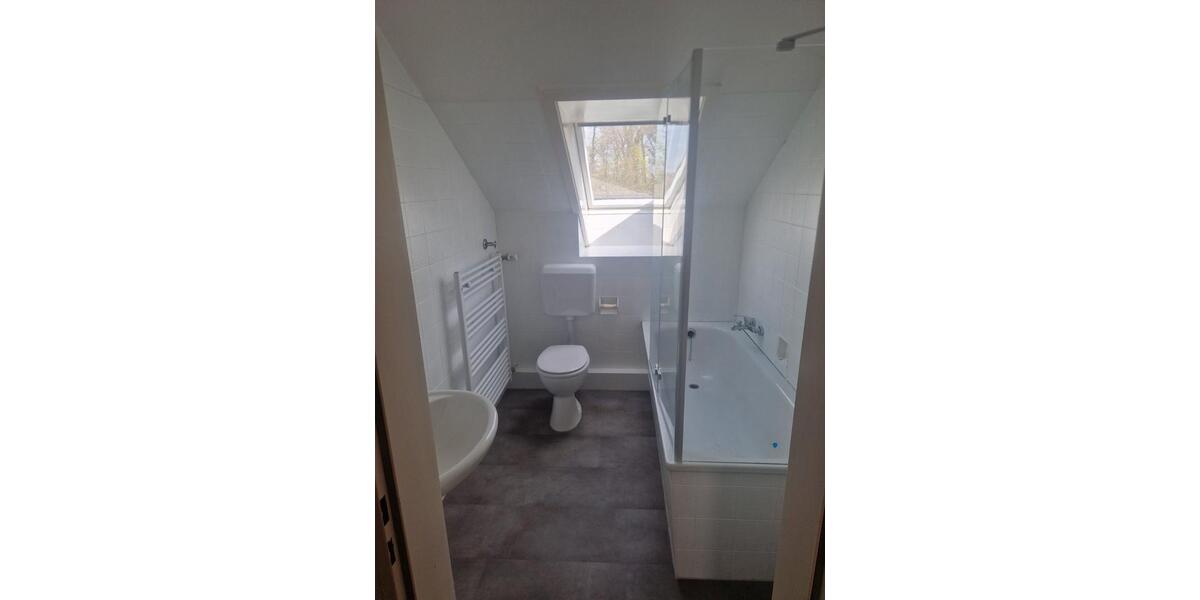 Etagenwohnung Wesel Fusternberg - 2 Zimmer, 60 m&sup2;, 670&euro; | Angebot:26248817