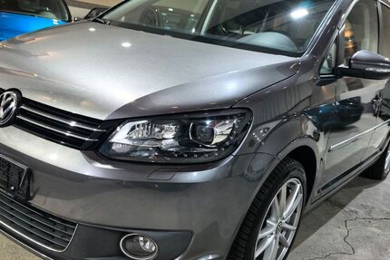 VW Touran 99.559 km 11.500 &euro; Voerde 46562