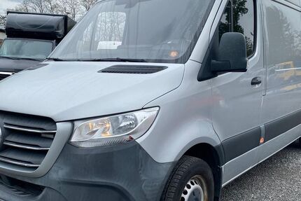 Mercedes-Benz Sprinter 128.000 km 18.800 &euro; Essen 45309
