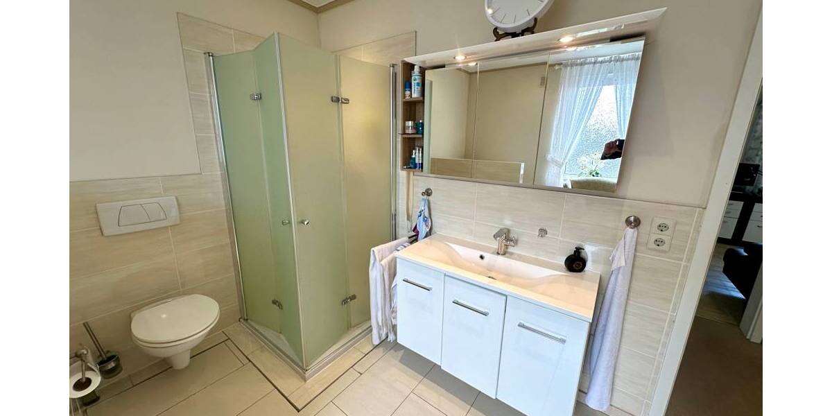 Mehrfamilienhaus, Wohnhaus Duisburg Alt-Hamborn - 6 Zimmer, 204 m&sup2;, 359.000&euro; | Angebot:26260675