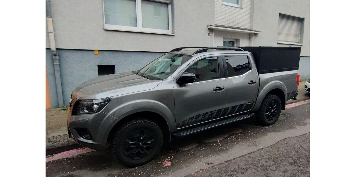 Nissan Navara 89.500 km 27.899 &euro; Essen 45130