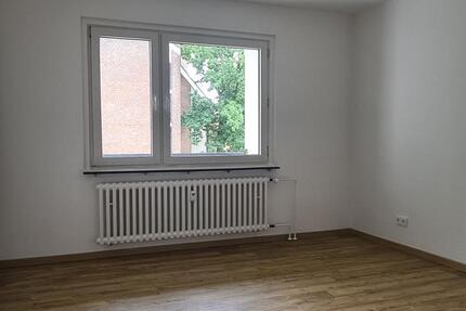 Wohnung Duisburg Duisburg-Mitte - 3 Zimmer, 61 m&sup2;, 615&euro; | Angebot:26300933