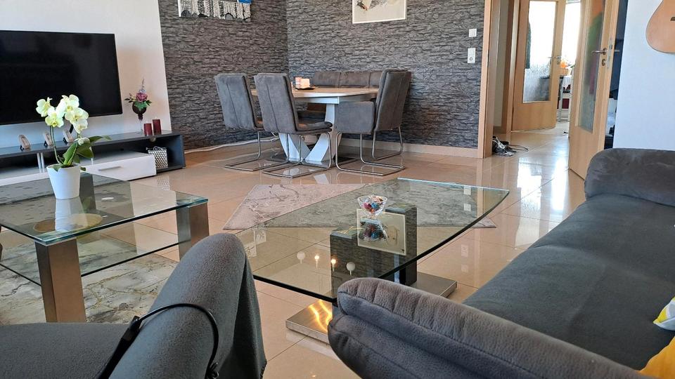 Etagenwohnung Duisburg Duisburg-Mitte - 4 Zimmer, 108 m&sup2;, 245.000&euro; | Angebot:26285747