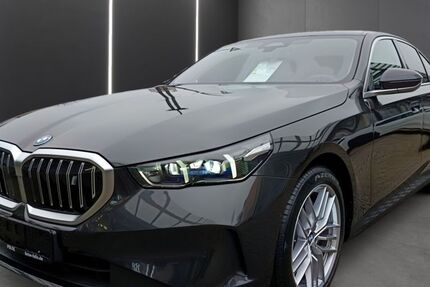 BMW i5 4.987 km 55.390 &euro; Bottrop 46236