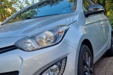 Hyundai i20 140.000 km 4.900 &euro; Gelsenkirchen 45888