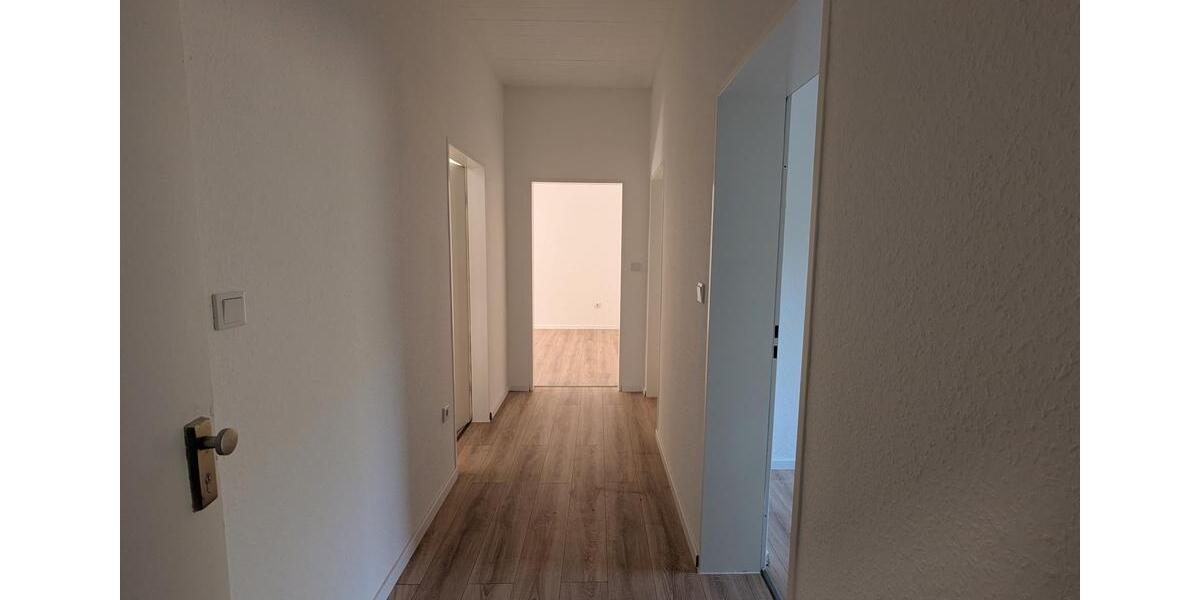Etagenwohnung Essen Stadtbezirk IV - 3 Zimmer, 71 m&sup2;, 630&euro; | Angebot:26283501