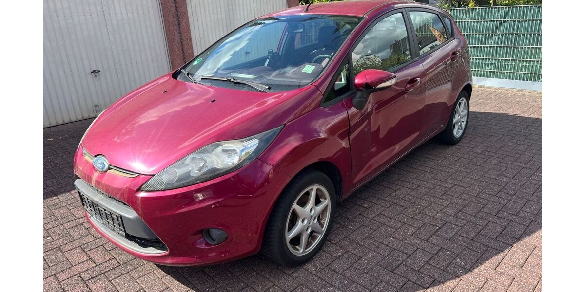 Ford Fiesta 221.973 km 1.600 &euro; Recklinghausen 45661
