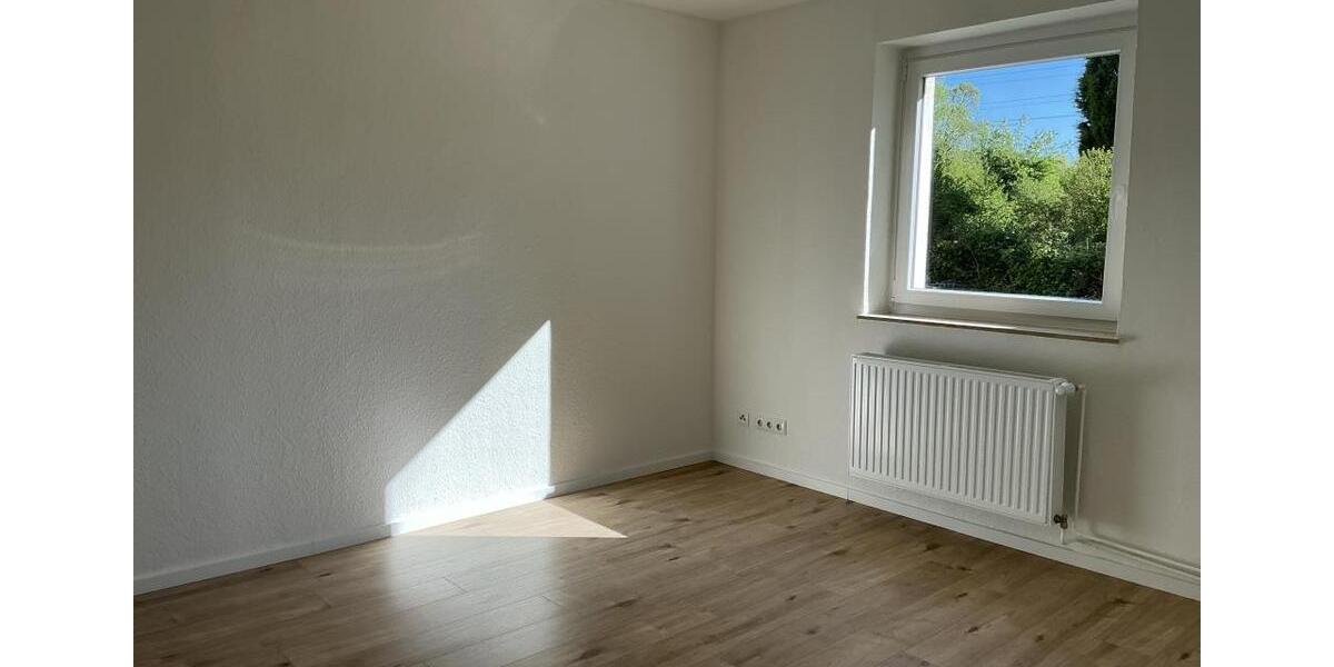 Erdgeschoßwohnung Gelsenkirchen Gelsenkirchen-West - 2.5 Zimmer, 40 m&sup2;, 289&euro; | Angebot:26264791