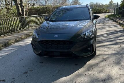 Ford Focus 89.499 km 12.000 &euro; Oberhausen 46145