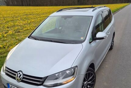 VW Sharan 274.000 km 8.799 &euro; Wesel 46485
