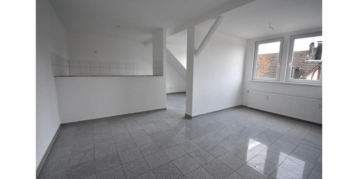 Dachgeschoßwohnung Essen Stadtbezirk VII - 2 Zimmer, 68 m&sup2;, 500&euro; | Angebot:22209779