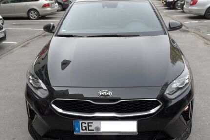 Kia ceed / Ceed 33.659 km 21.250 &euro; Gelsenkirchen 45883