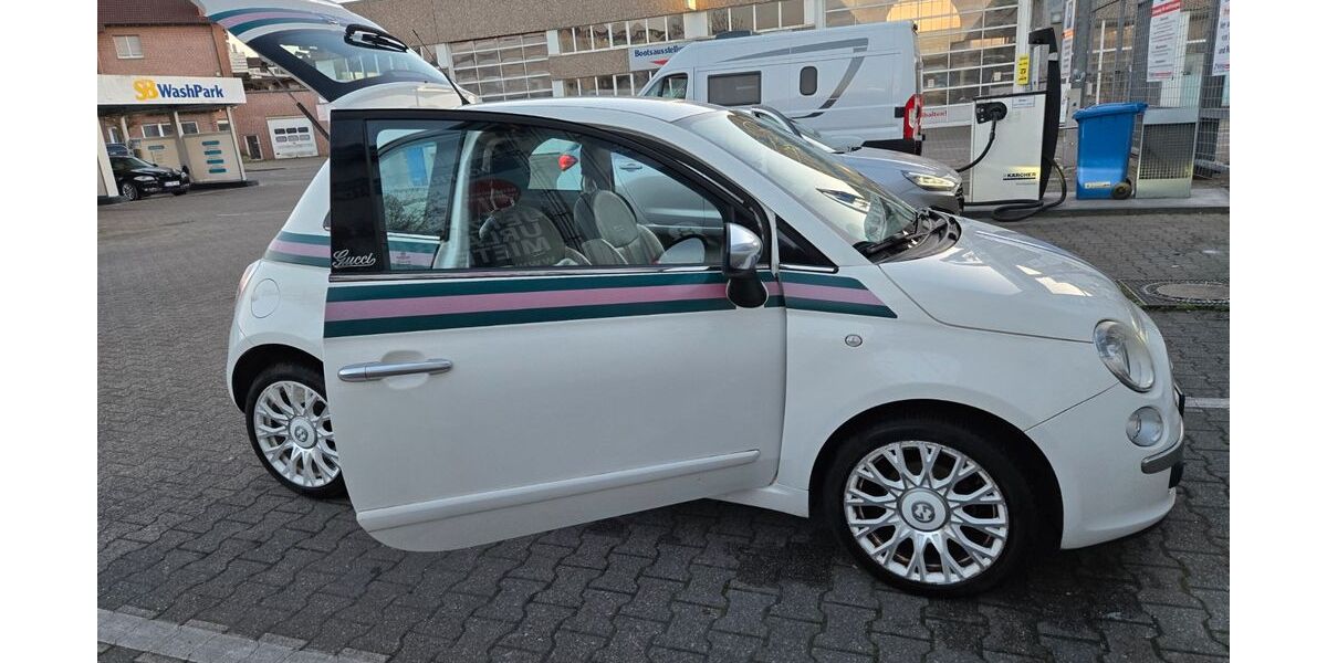 Fiat 500 138.000 km 7.799 &euro; Essen 45133