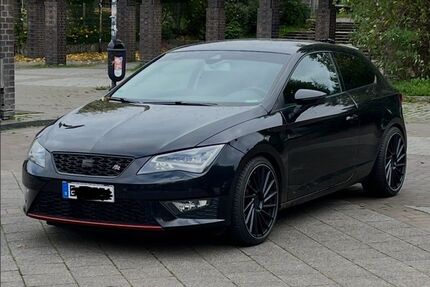 Seat Leon 74.000 km 10.500 &euro; Essen 45145