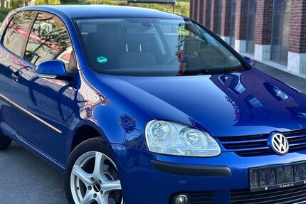 VW Golf 142.000 km 3.000 &euro; Essen 45145