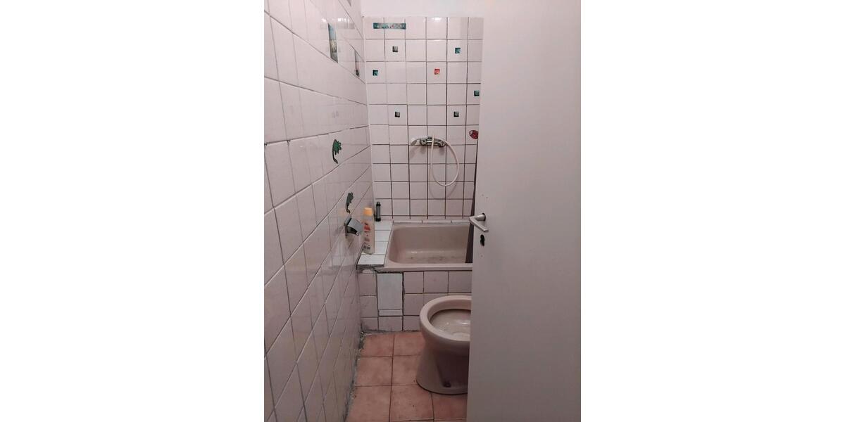 Dachgeschoßwohnung Bochum Bochum-Mitte - 4 Zimmer, 50 m&sup2;, 550&euro; | Angebot:26285685