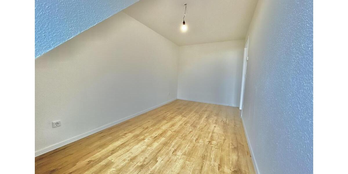 Dachgeschoßwohnung Essen Stadtbezirk II - 2 Zimmer, 46 m&sup2;, 550&euro; | Angebot:26038288