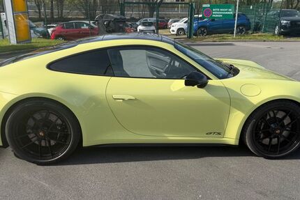Porsche 992 6.500 km 176.990 &euro; Dinslaken 46537