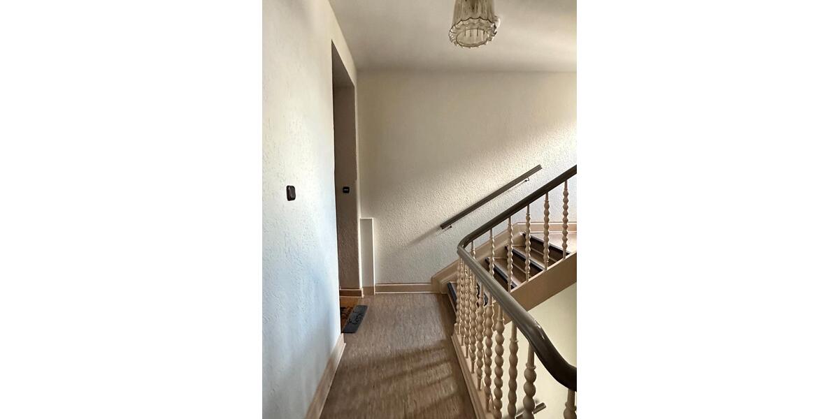 Etagenwohnung Essen Stadtbezirk III - 3 Zimmer, 90 m&sup2;, 650&euro; | Angebot:26273878